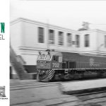 slide-ojo-pare-cruce-tren