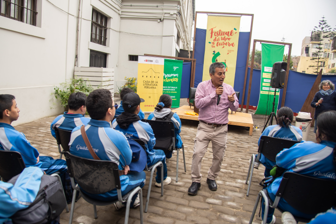 Participaron más de 80 feriantes, entre librerías, editoriales e instituciones culturales.